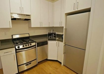 1 Avenue - Photo 1