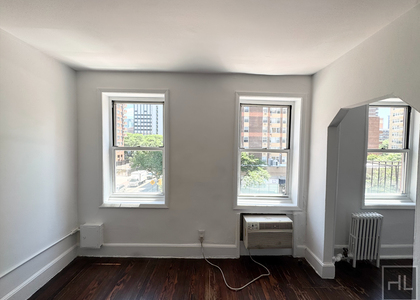 2 Avenue - Photo 1