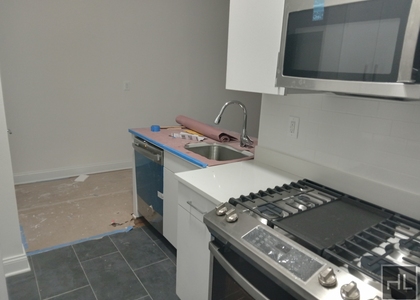 East 81st St - Photo 1
