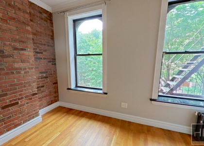 Mott St - Photo 1