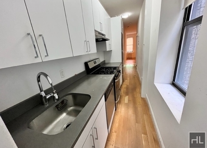 West 104 Street - Photo 1