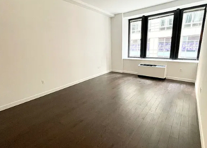 Maiden Lane - Photo 1