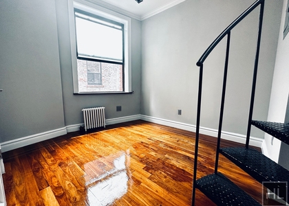 East 35 Street - Photo 1