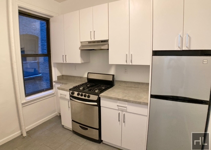 East 88 Street - Photo 1