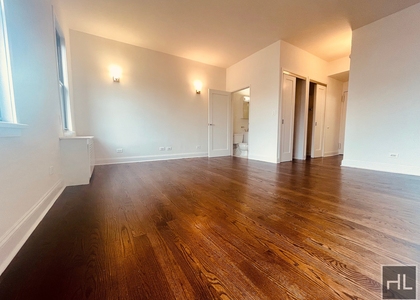 West 22 Street - Photo 1