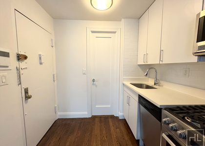 East 65 Street - Photo 1