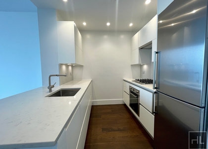 East 44th Street - Photo 1