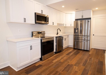 1452 Fairmont Street Nw - Photo 1