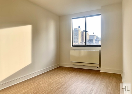 West 96 Street - Photo 1