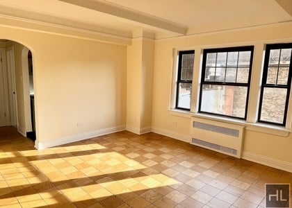 Christopher Street - Photo 1