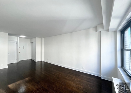 5 Avenue - Photo 1