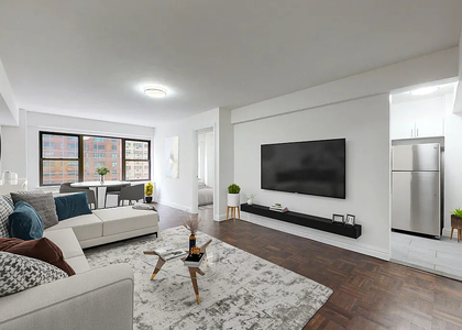 East 57 Street - Photo 1