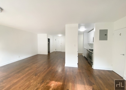 East 88 Street - Photo 1