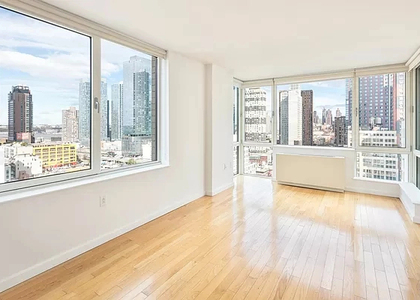 West 37th Street - Photo 1