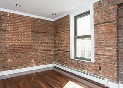 124 Ridge Street - Photo 1