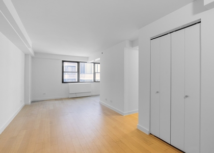 East 39th Street - Photo 1