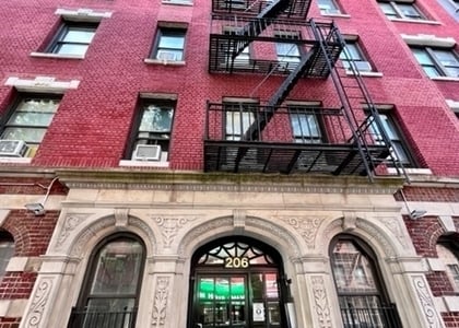 West 104 Street - Photo 1