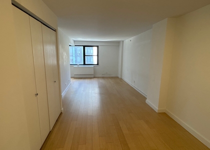 East 39th Street - Photo 1