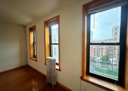 328 East 14th Street - Photo 1