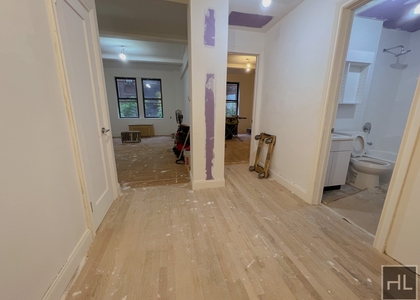 West 68 Street - Photo 1