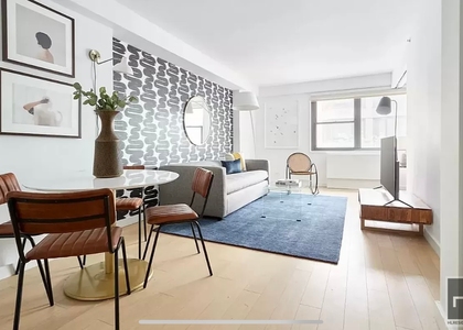 East 39th Street - Photo 1