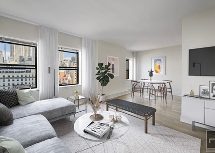East 46 Street - Photo 1