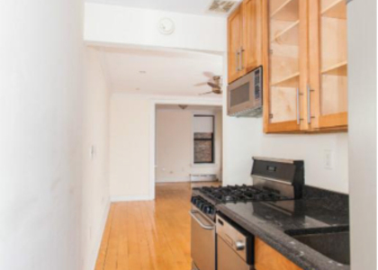Bedford Street - Photo 1