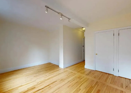 West 45th Street - Photo 1