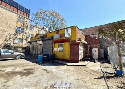 469 Troy Avenue - Photo 1