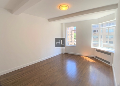 5 Avenue - Photo 1