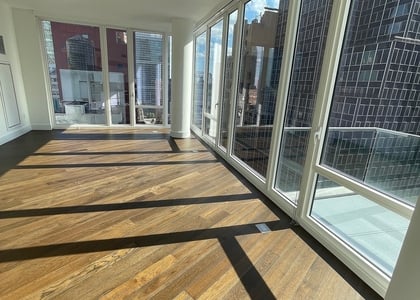 East 44th Street - Photo 1
