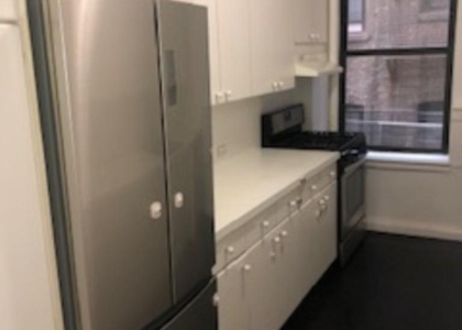 West 98th Street - Photo 1