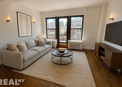 160 W 73rd St - Photo 1