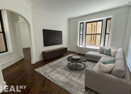 166 W 72nd St - Photo 1