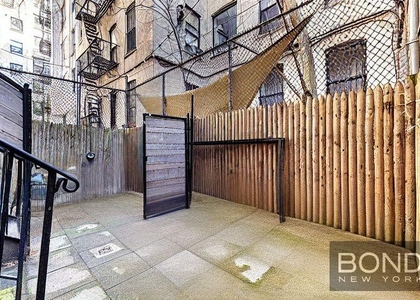 610 East 9th Street - Photo 1