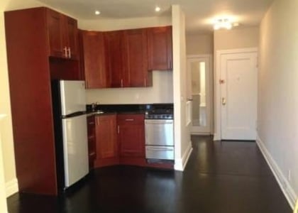 59 W 8th Street - Photo 1