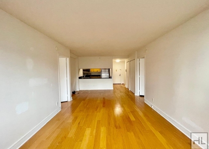 West 96 Street - Photo 1