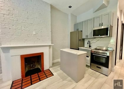 Leroy Street - Photo 1