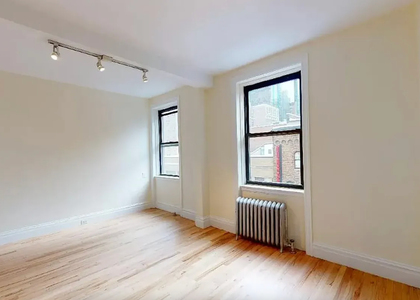 West 45th Street - Photo 1