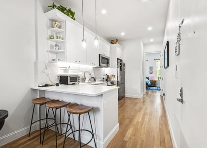 113 Jewel Street - Photo 1