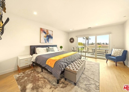 497 N St Andrews Place - Photo 1