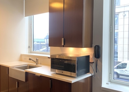 60 Riverside Boulevard - Photo 1