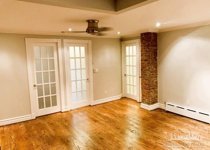 E 16th St - Photo 1
