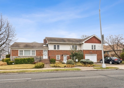 213-05 Union Turnpike - Photo 1