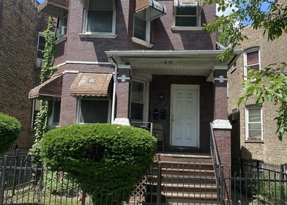632 N Central Park Avenue - Photo 1