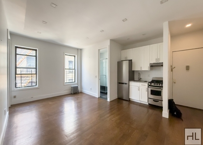 Eastern Parkway - Photo 1