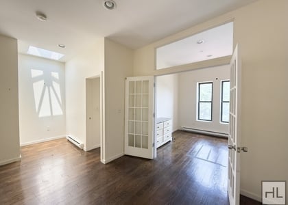 Nostrand Avenue - Photo 1