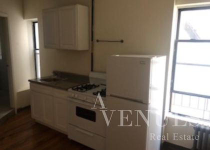 East 14th Street - Photo 1