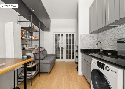 223 E 88th Street - Photo 1