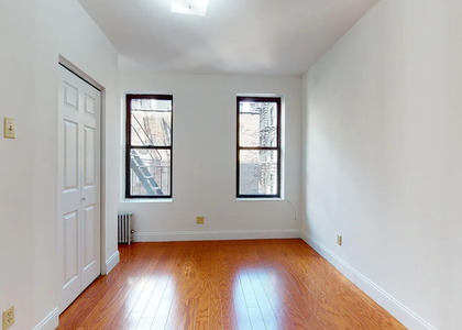  West 50th Street - Photo 1